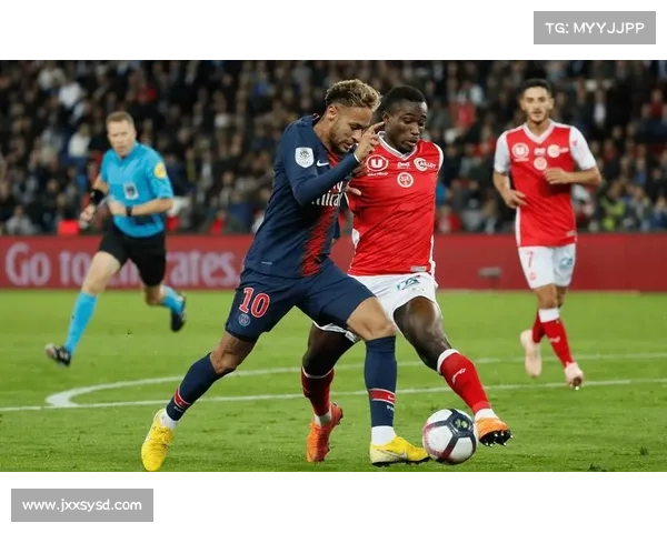 深入解析法甲冠军标志象征意义及其在足球传统中的历史文化内涵性