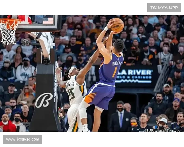 布克在球队中的核心地位与全面贡献分析